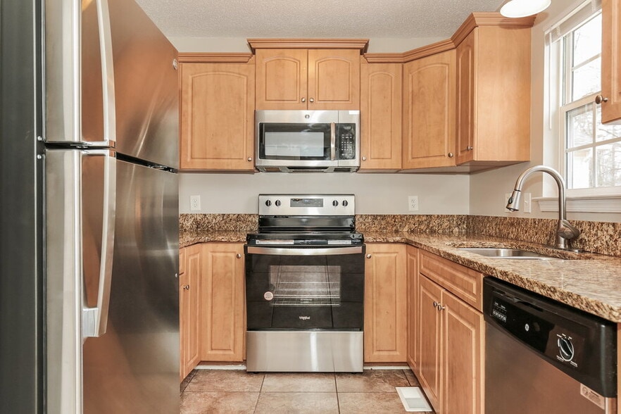 Building Photo - 306 Murraylane Rd