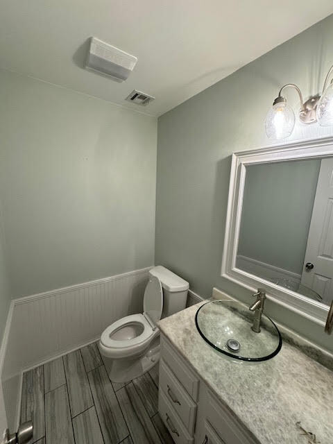 Building Photo - 57143 Diamondhead Dr E
