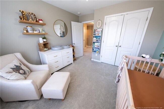 Building Photo - 622 Omaha Dr