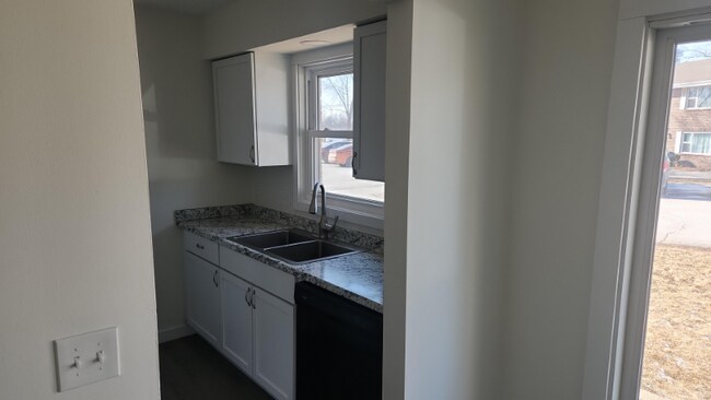 Building Photo - 1336 Camden Way