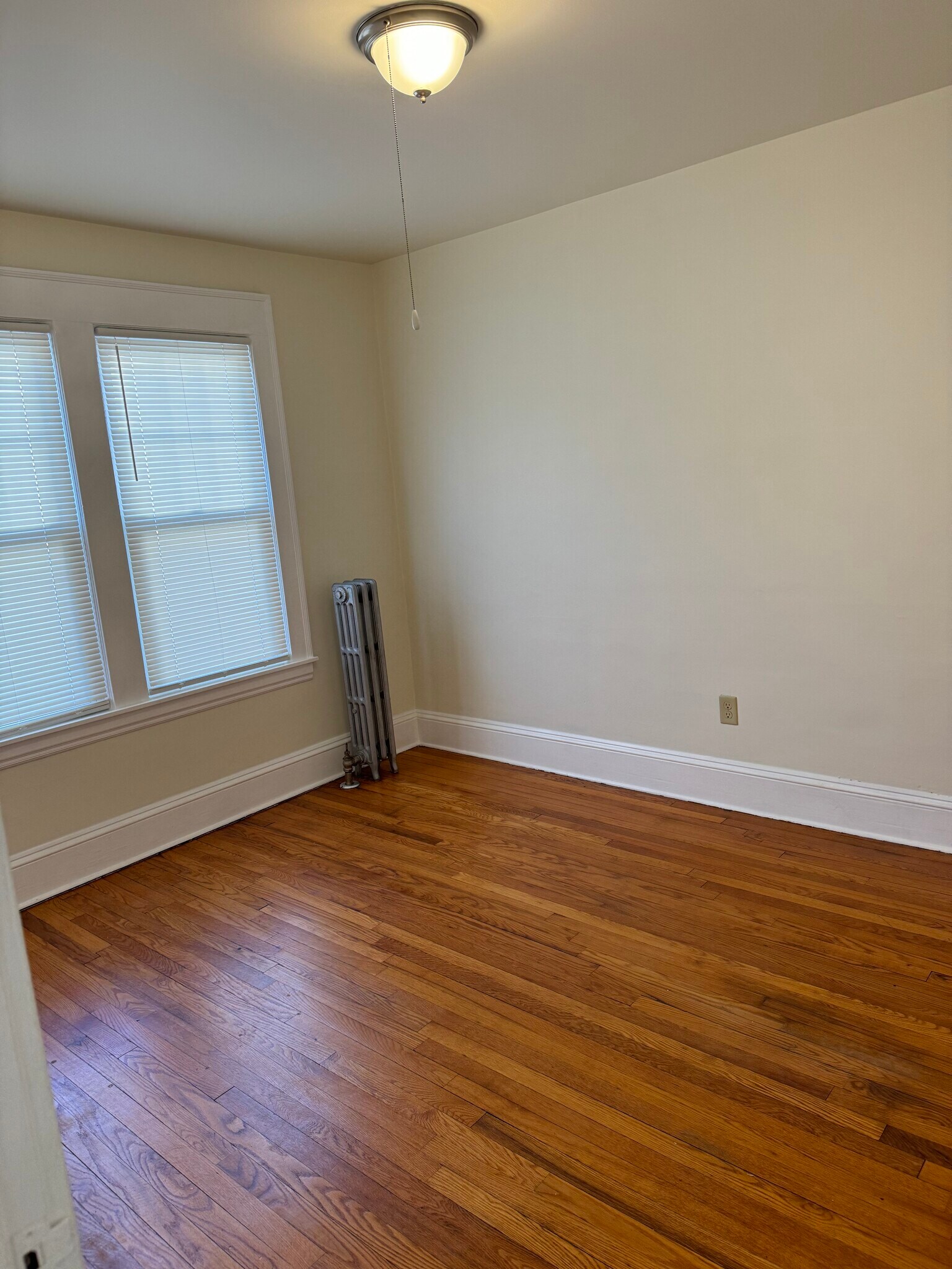 Building Photo - 86 Jenness St