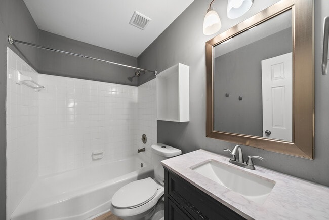 Building Photo - 8324 Bellingham Cir