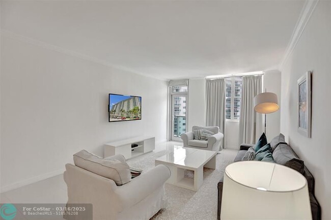 Building Photo - 19390 Collins Ave
