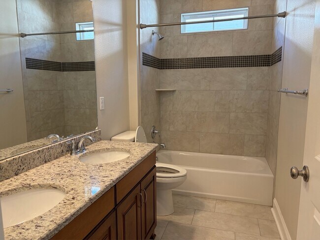 Building Photo - 5081 Bird Nest Trl