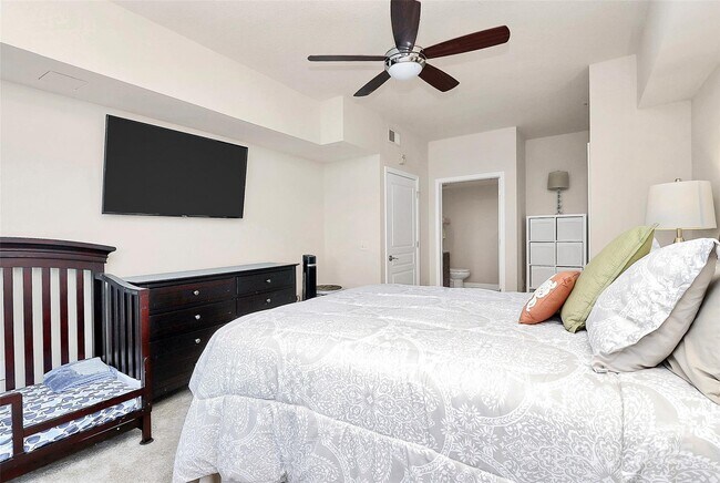 Building Photo - 1315 East Blvd