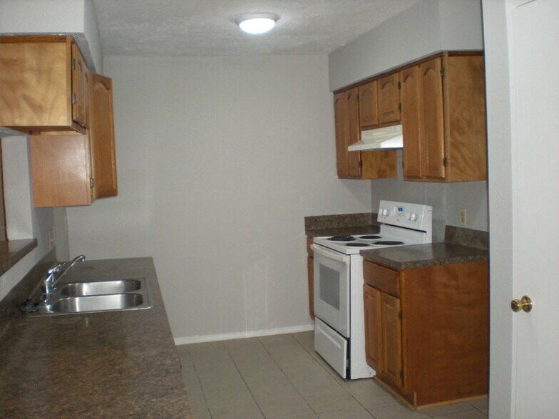 Building Photo - 5306 Prairie Ridge Rd