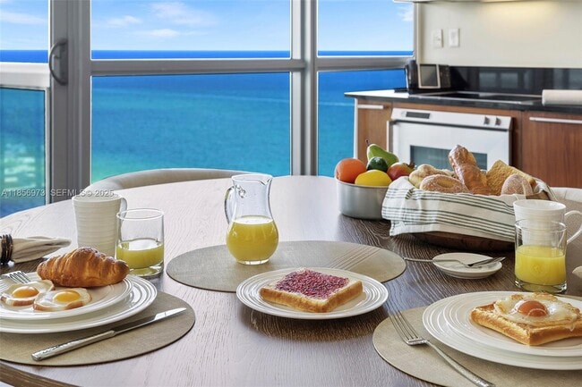 Building Photo - 101 20th St