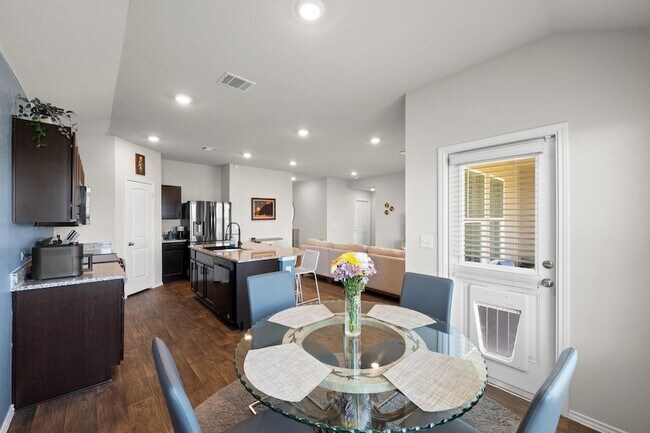Building Photo - 15108 Siberian Elm Ln