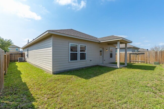Building Photo - 10903 Woodwind Shadows Dr