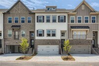 Building Photo - 461 Stagecoach Bnd SE