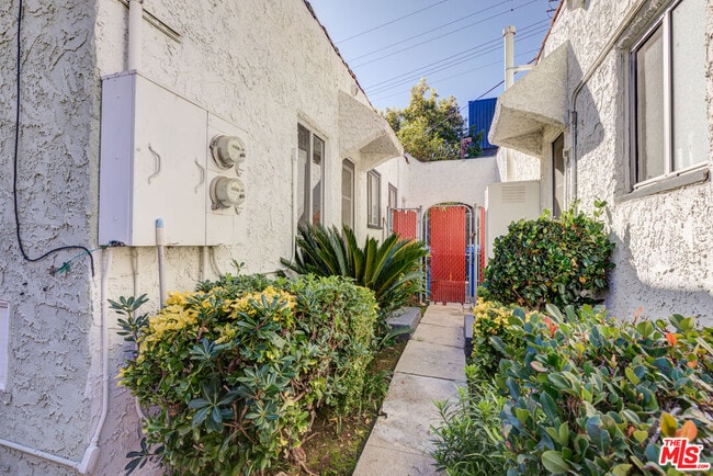 Building Photo - 4174 Ince Blvd