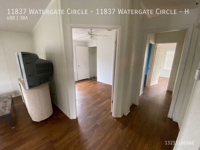 Building Photo - 11837 Watergate Cir