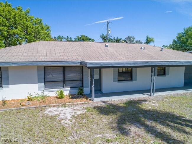 Primary Photo - 1411 San Juan Ave