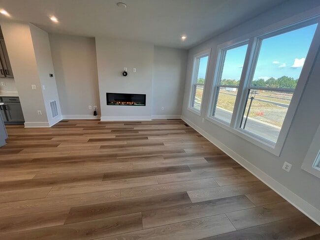Building Photo - 9454 Alquist St, Glen Allen, VA, 23059