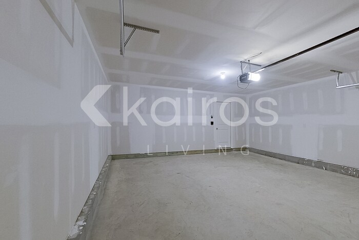 Building Photo - 273 Gaston Cir