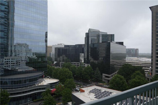 Building Photo - 3324 Peachtree Rd