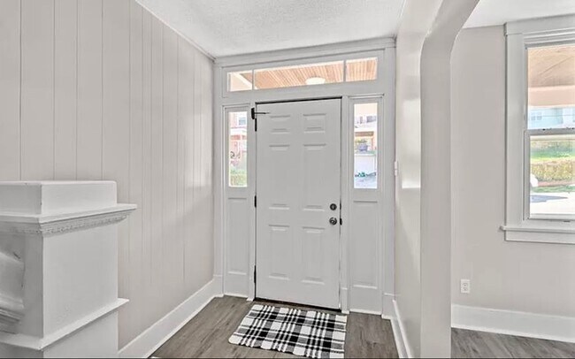 Building Photo - gle2905