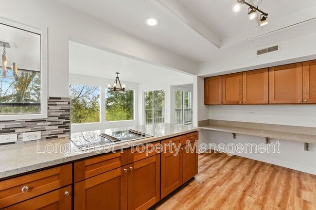 Building Photo - 48 Eagle Crest Dr