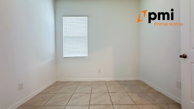 Building Photo - Spacious 3 Bedroom Home in Clermont, FL