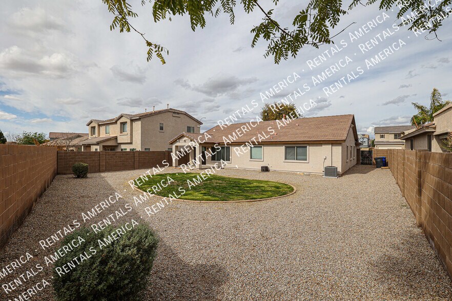Building Photo - 6718 S Garnet Way