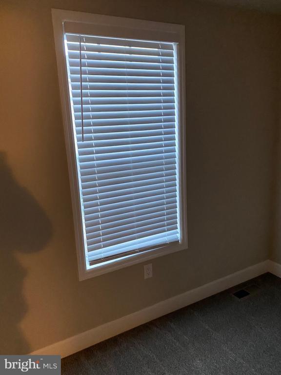 Building Photo - 6126 Sawgrass Ct