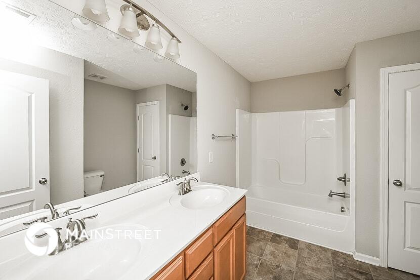 Building Photo - 512 Nixon Way