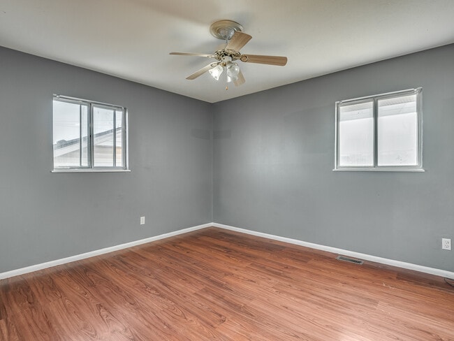 Building Photo - 2520 SW 68th St