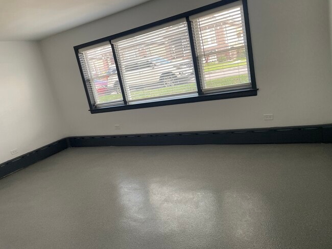 Building Photo - 1540 S 59th Ct