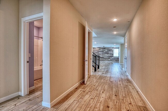 Building Photo - 3364 Caldora Ln