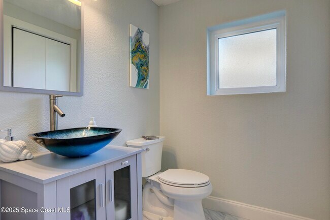 Building Photo - 7785 Grand Oak Cir