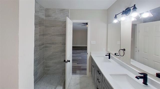 Building Photo - 606 Futrelle St