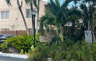 Building Photo - 8410 SW 154th Circle Ct