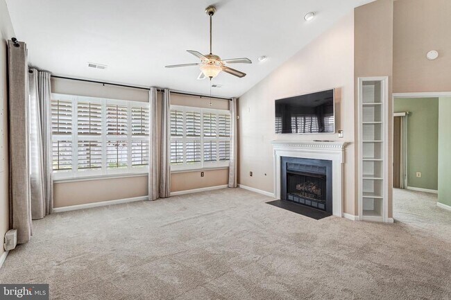 Building Photo - 11333 Savannah Dr