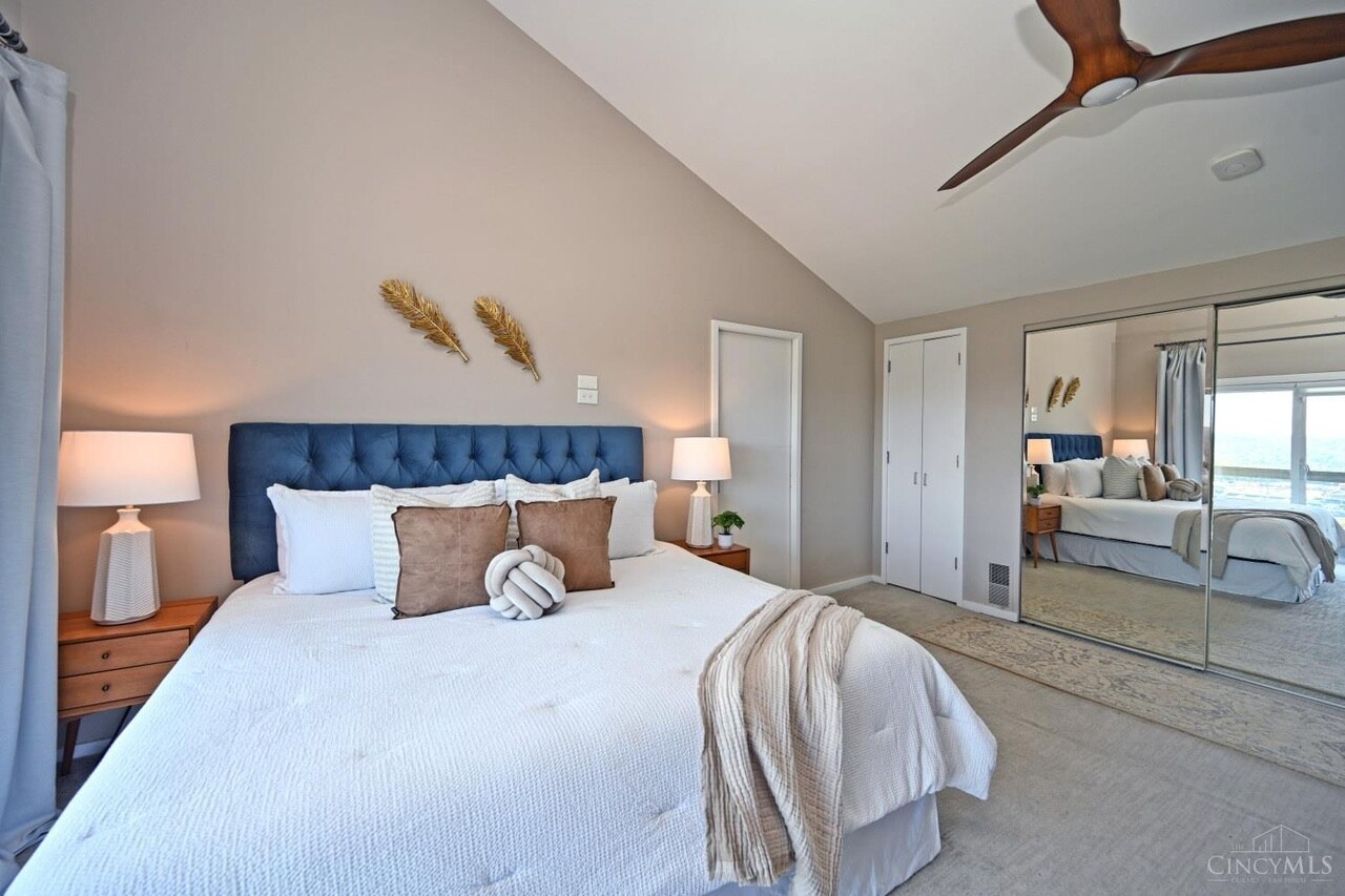 Primary Bedoom with King Bed - 1005 Hill St