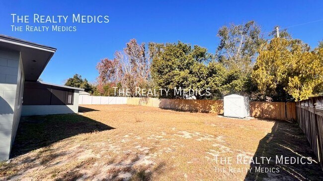 Building Photo - 2271 Northland Rd