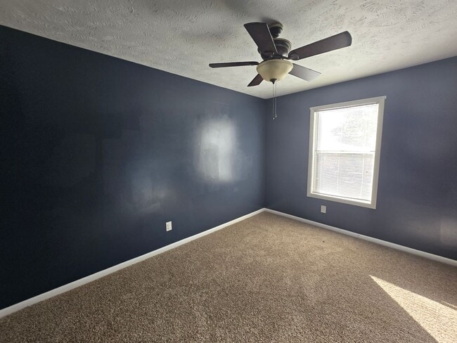 Building Photo - 1018-4 Woodcreek Dr - Stewarts Creek