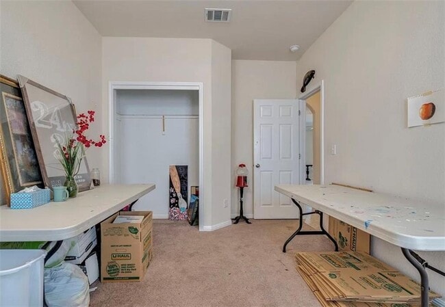 Building Photo - 104 Beech Creek Ln