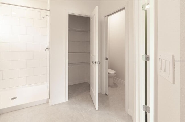 Building Photo - 10844 Fowlers Blf Ct