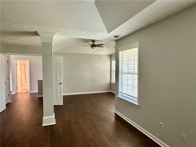 Building Photo - 1830 Westwind Dr