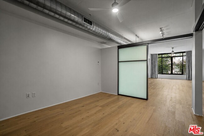 Building Photo - 1111 S Grand Ave
