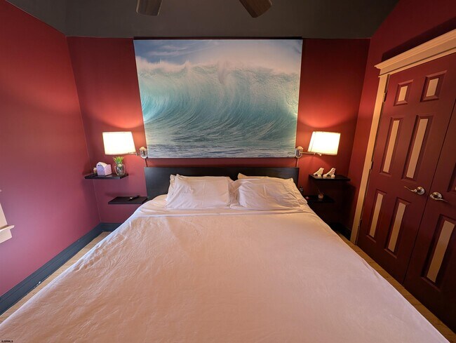 Building Photo - 450 N Connecticut Ave