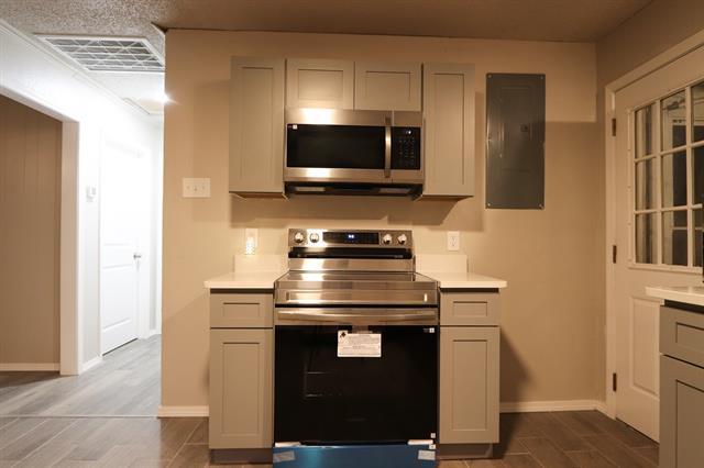 Building Photo - 15079 Songbird Ln