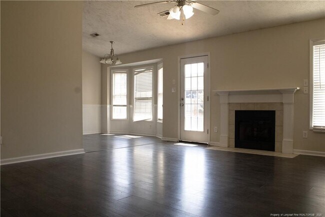 Building Photo - 1407 Oldstead Dr