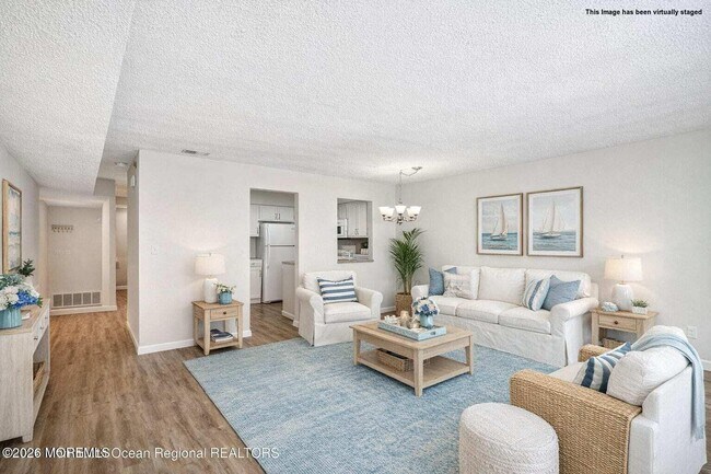 Building Photo - 159 Tulip Ln