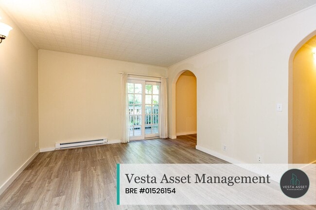 Building Photo - 1938-1940 Jefferson St