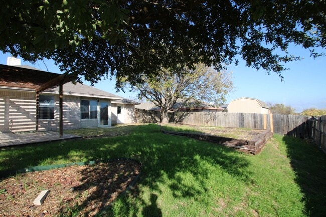 Building Photo - Beautiful 3-Bedroom Home with Enclosed Patio, Pergola Deck & Modern Upgrades