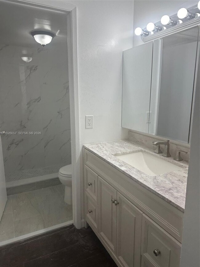 Building Photo - 9255 SW 125th Ave
