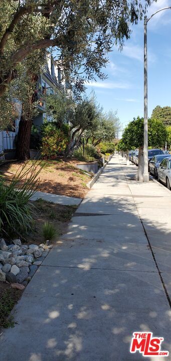 Building Photo - 8163 Redlands St