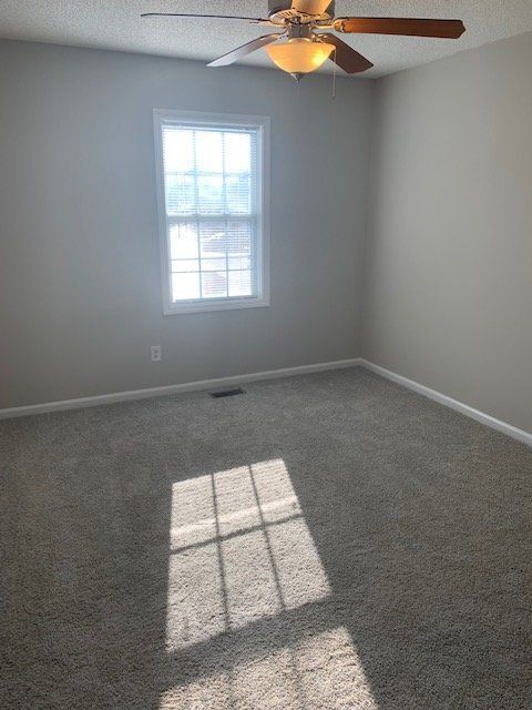 Building Photo - 1205 Cross Creek Cir