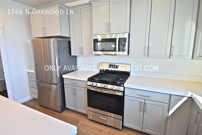 Building Photo - Incredible 4 Bed Saratoga Springs Home! No...